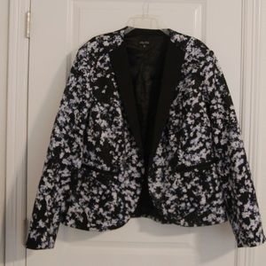City chic floral blazer
